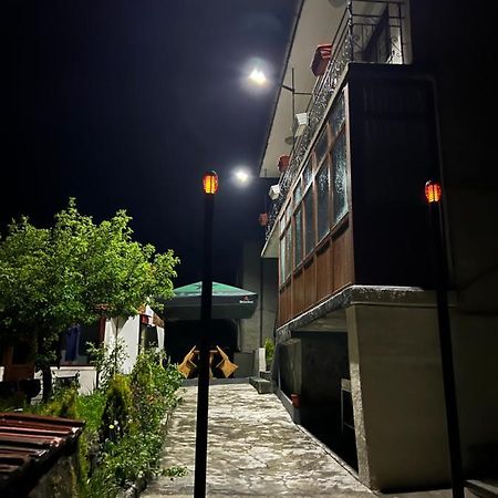 Къща За Гости "Домът На Краси" Yagodina Exterior photo